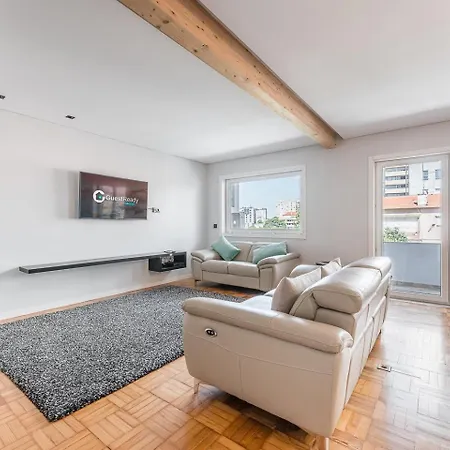 Guestready - Urban Retreat In Gaia Апартаменты