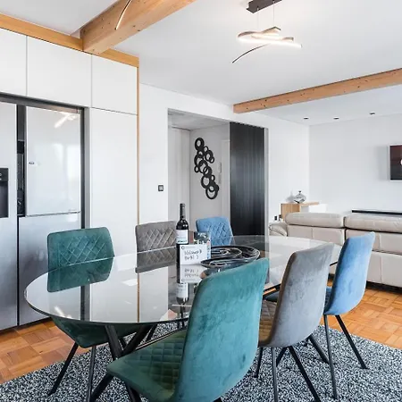 Guestready - Urban Retreat In Gaia Апартаменты *